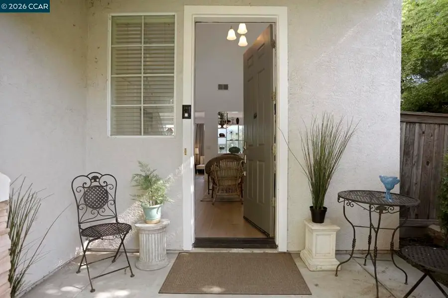 5568 Brook Falls Ct, Stockton, CA 95219 - #2