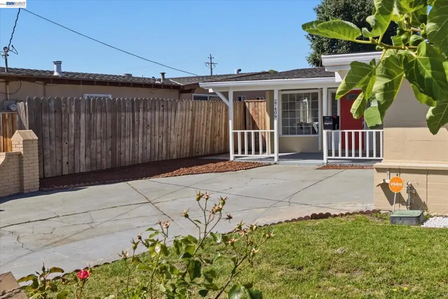 27409 Capri Ave, Hayward, CA 94545 - #3