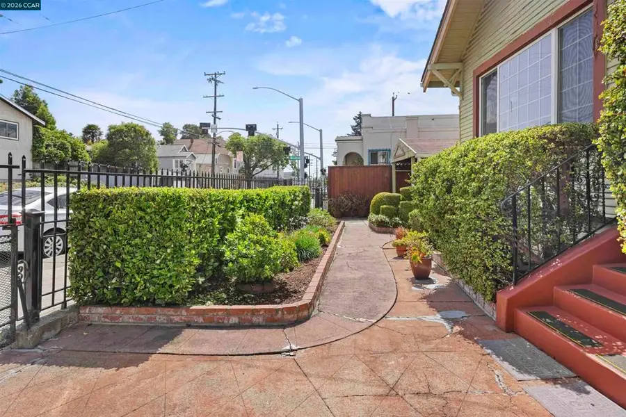 2209 35th Ave, Oakland, CA 94601 - #3
