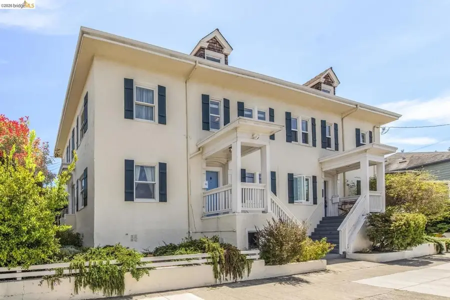6166 Dover St, Oakland, CA 94609 - #2