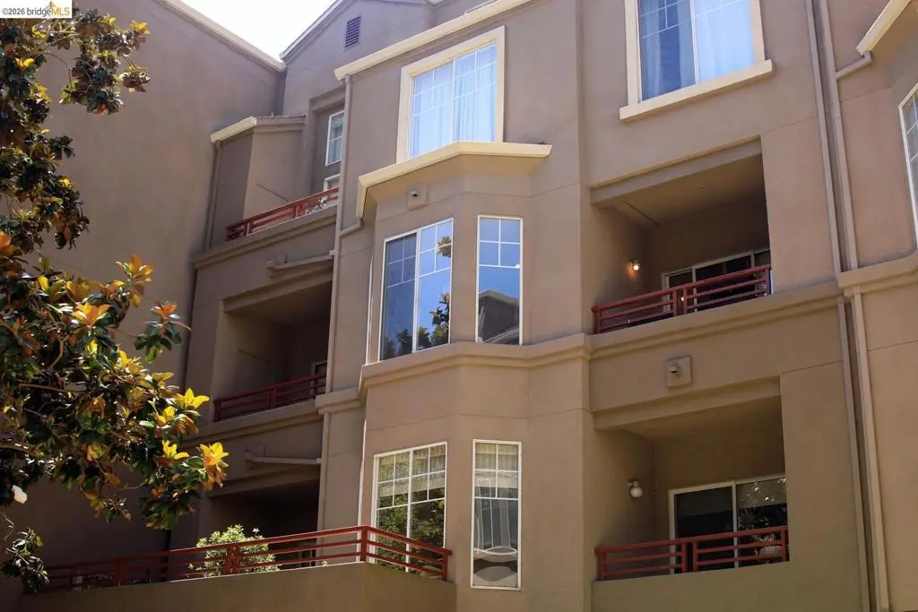 280 Caldecott Ln #202, Oakland, CA 94618 - #1