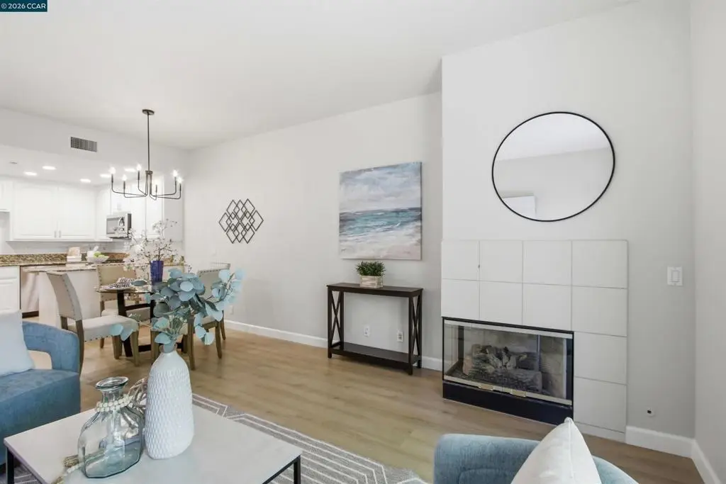 295 Tradewinds #202, San Jose, CA 95123 - #1
