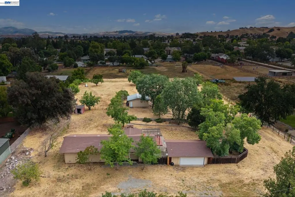 744 Mockingbird Ln, Pleasanton, CA 94566 - #1