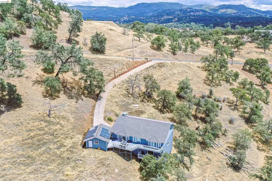 5448 Arbolada Dr, La Grange, CA 95329 - #2