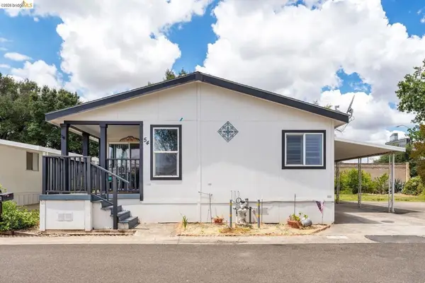 54 Calle Margarita, Elk Grove, CA 95624