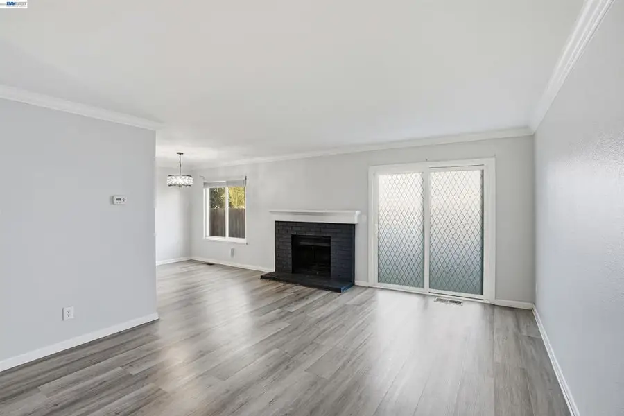 251 Shoreline Dr, Pittsburg, CA 94565 - #2