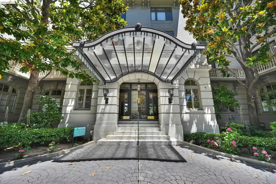 200 Lakeside Dr #801, Oakland, CA 94612 - #3