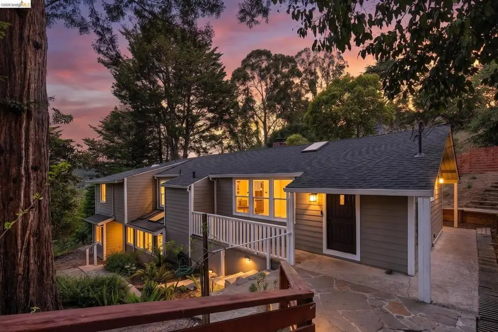 6281 Aspinwall Rd, Oakland, CA 94611 - #1