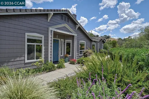 1726 Comstock Dr, Walnut Creek, CA 94595