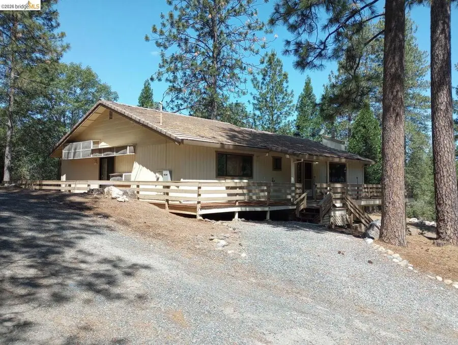 19733 Butler Way, Groveland, CA 95321 - #2