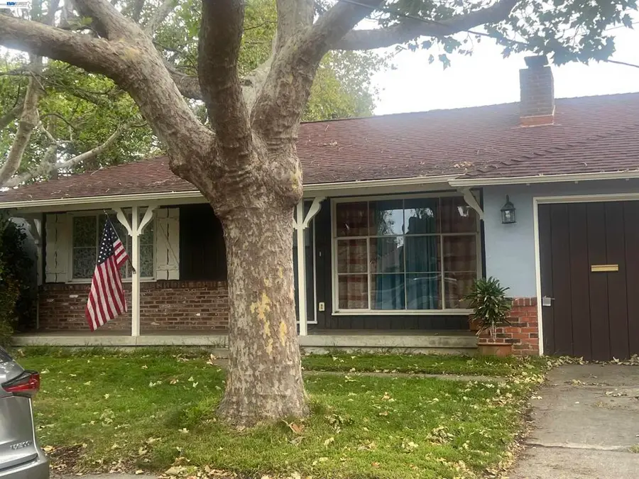 17018 Via Tomar, San Lorenzo, CA 94580 - #2
