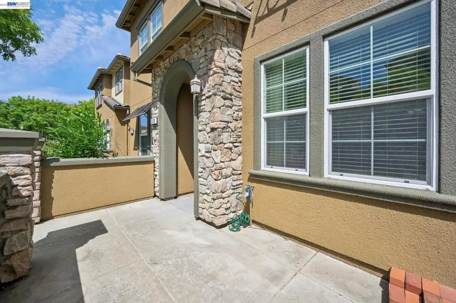 3118 Fioli Way, San Ramon, CA 94582 - #3