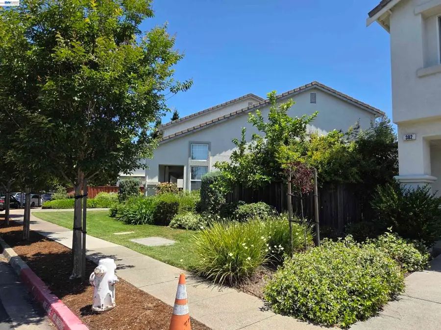 378 Alvarado St, San Leandro, CA 94577 - #3