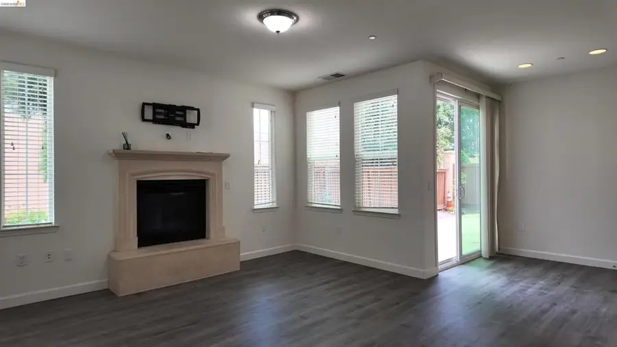 2100 Carrara St, Brentwood, CA 94513 - #2