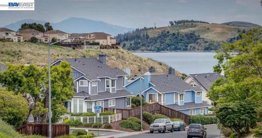 7 Cliff Walk, Vallejo, CA 94591 - #2