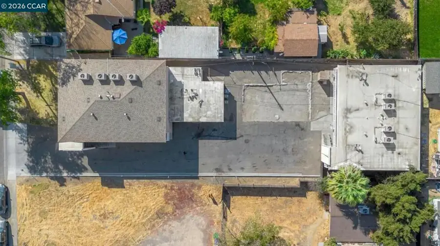218 W K St, Los Banos, CA 93635 - #3