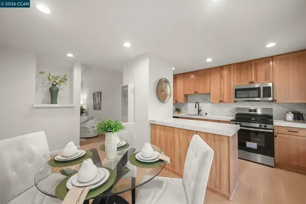2560 Walnut Blvd #4, Walnut Creek, CA 94596