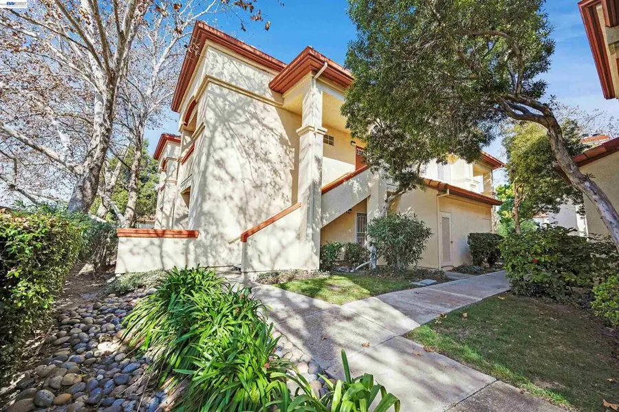 7016 Stagecoach Rd #G, Dublin, CA 94568 - #2