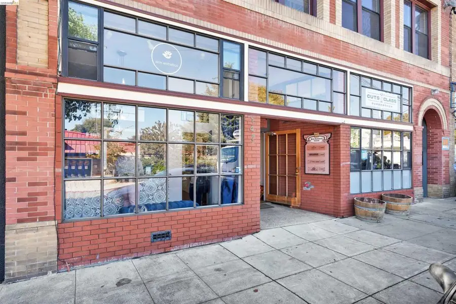 147 W Richmond Ave, Richmond, CA 94801 - #3