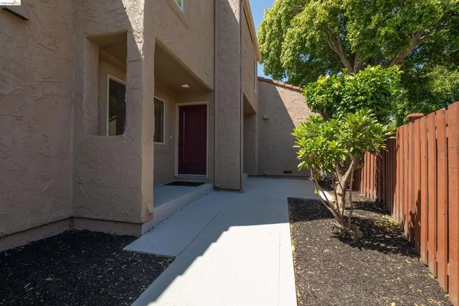 31 Campo Verde Circle, San Pablo, CA 94806 - #3