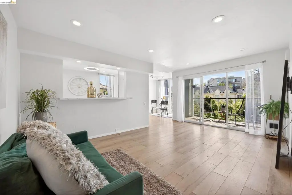 365 Perkins St #201, Oakland, CA 94610 - #1