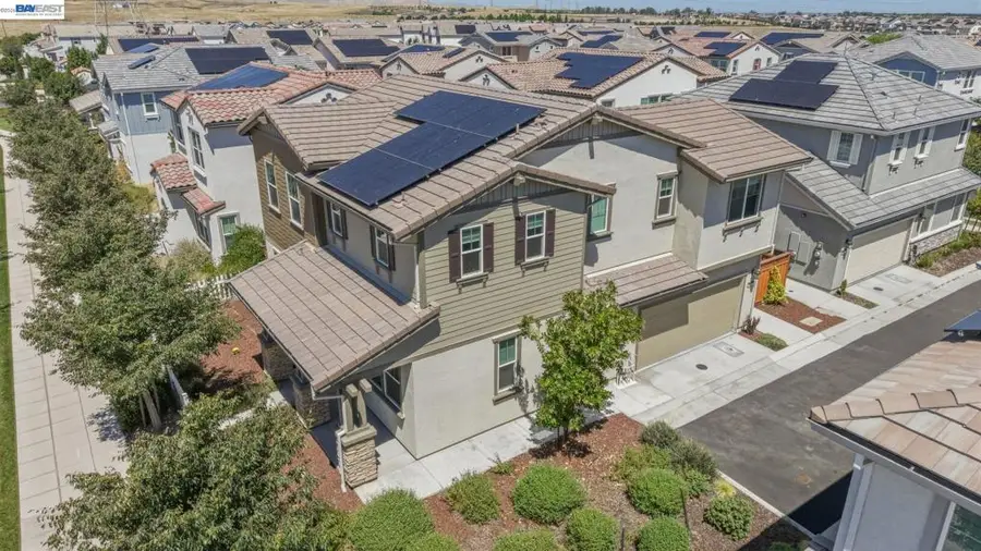 233 E Central Pkwy, Mountain House, CA 95391 - #3