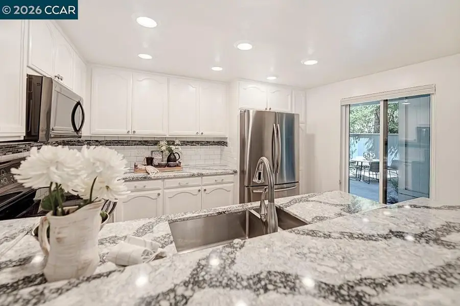 1417 Oakmont Dr #2, Walnut Creek, CA 94595 - #2