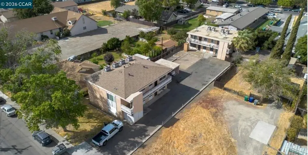 218-220 W K St, Los Banos, CA 93635 - #1