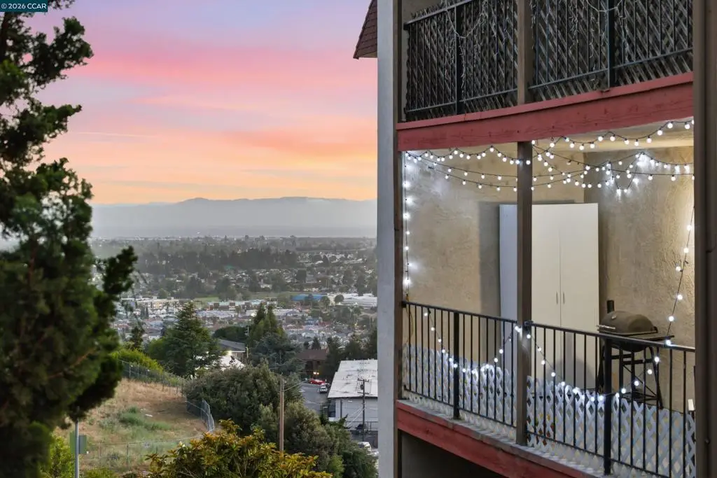2500 Miramar Ave #201, Castro Valley, CA 94546 - #1
