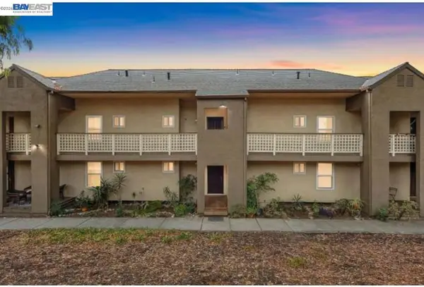 680 Dartmore Lane #260, Hayward, CA 94544