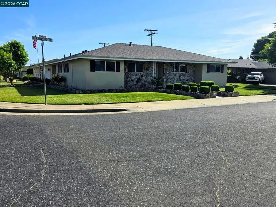 750 Greenwood Dr, Lodi, CA 95240 - #2