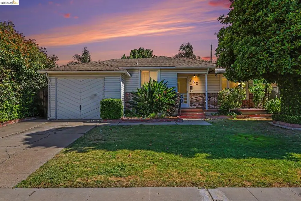 250 W 23rd St, Tracy, CA 95376 - #1