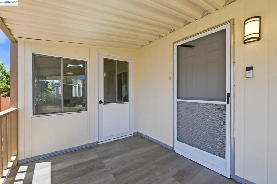 29143 Colorado Rd., Hayward, CA 94544 - #3