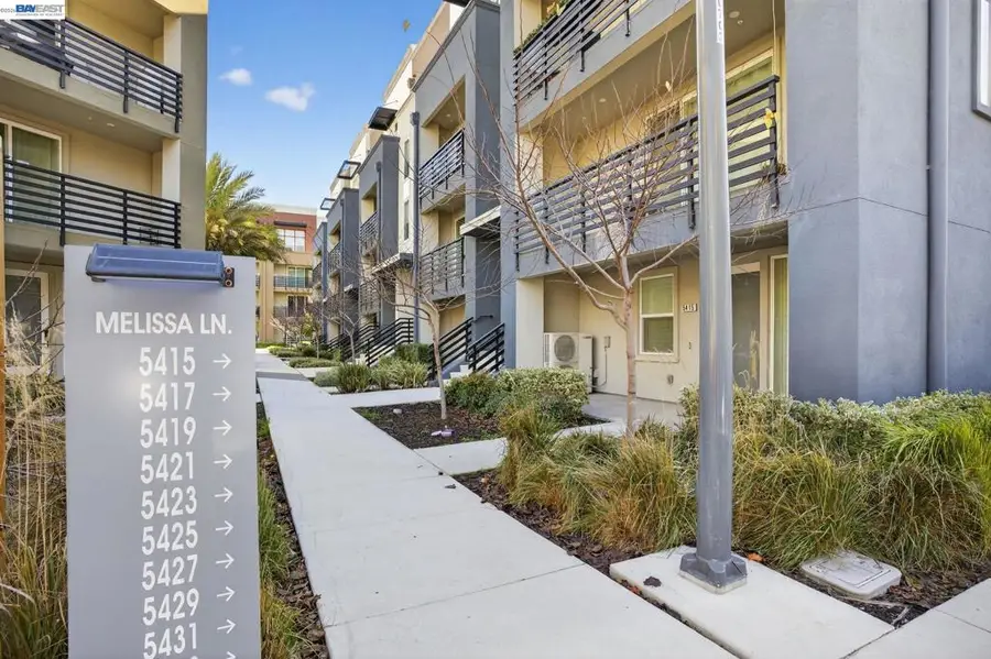 5425 Melissa Ln #221, Dublin, CA 94568 - #3
