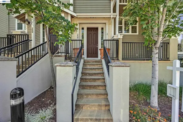 259 Birch Creek Dr, Pleasanton, CA 94566