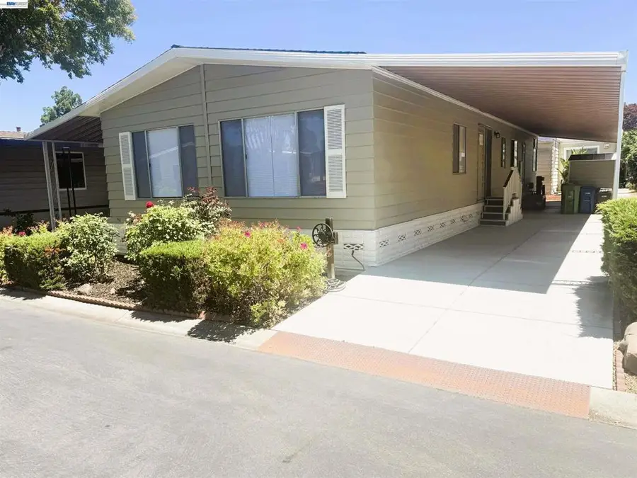 29354 Middleborough, Hayward, CA 94544 - #2