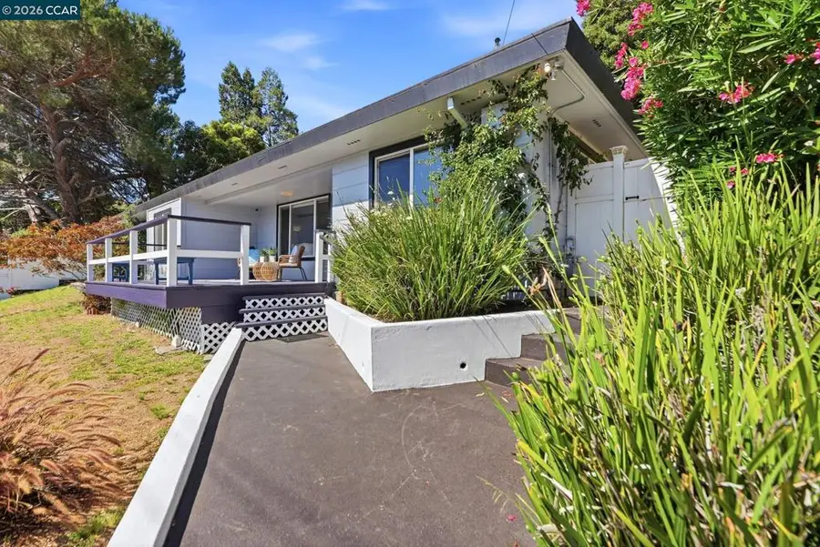 8019 Sterling Dr, Oakland, CA 94605 - #3