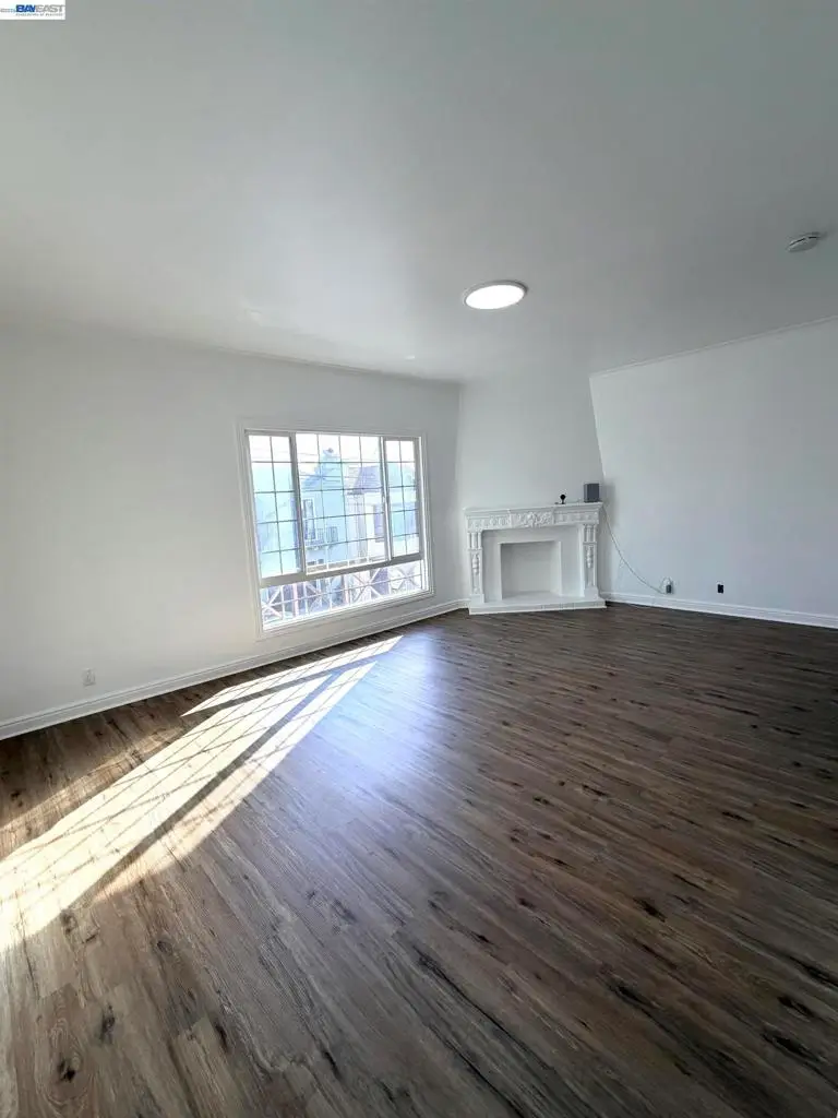 115 Navajo Ave, San Francisco, CA 94112 - #3