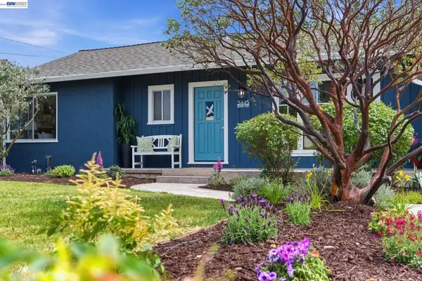 3445 Badding Rd, Castro Valley, CA 94546