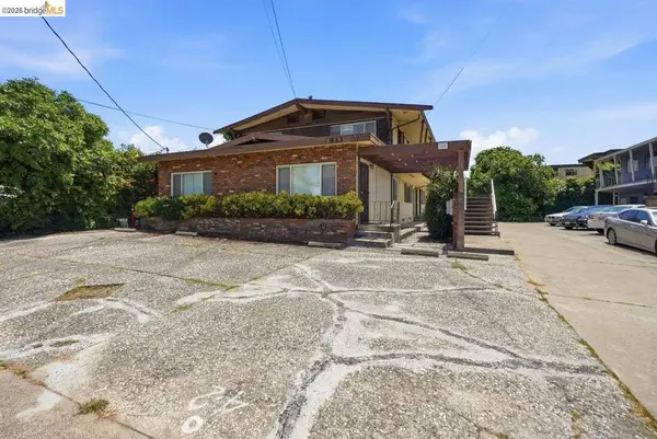 933 41st St, Oakland, CA 94608