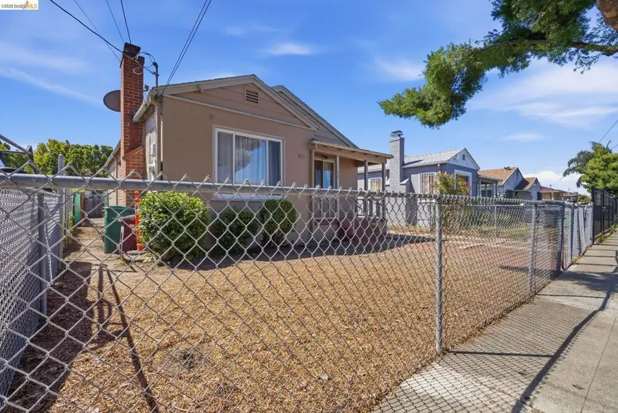 1100 101st Ave, Oakland, CA 94603 - #3