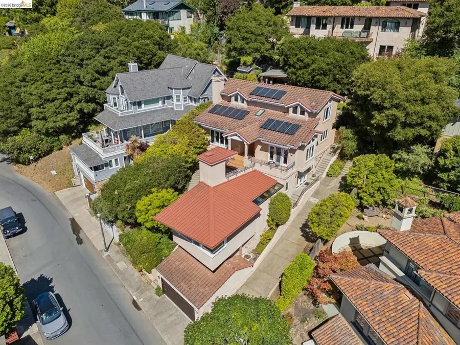 122 Vicente Rd, Berkeley, CA 94705 - #3