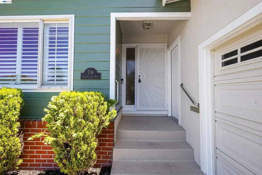 716 Courtland Avenue, Richmond, CA 94805 - #3