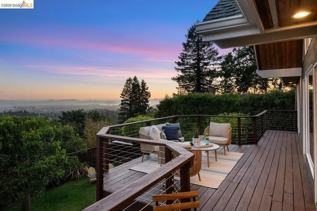 7008 Thornhill Dr, Oakland, CA 94611 - #1
