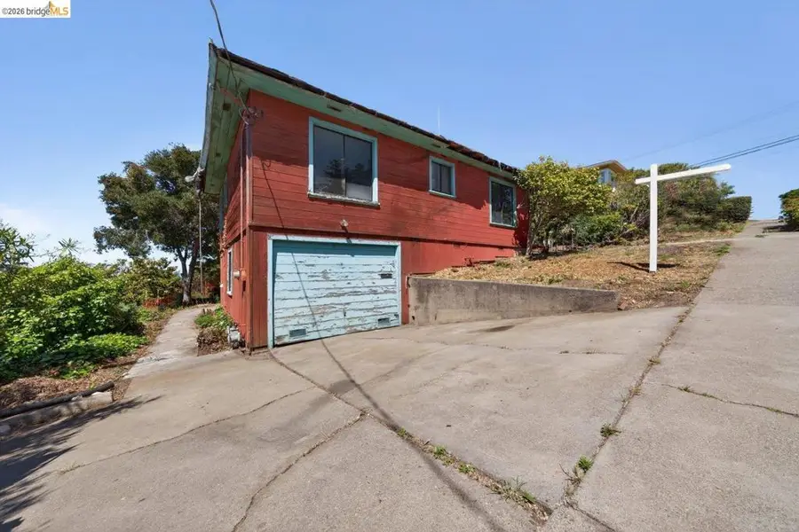 605 Sea View Dr, El Cerrito, CA 94530 - #2