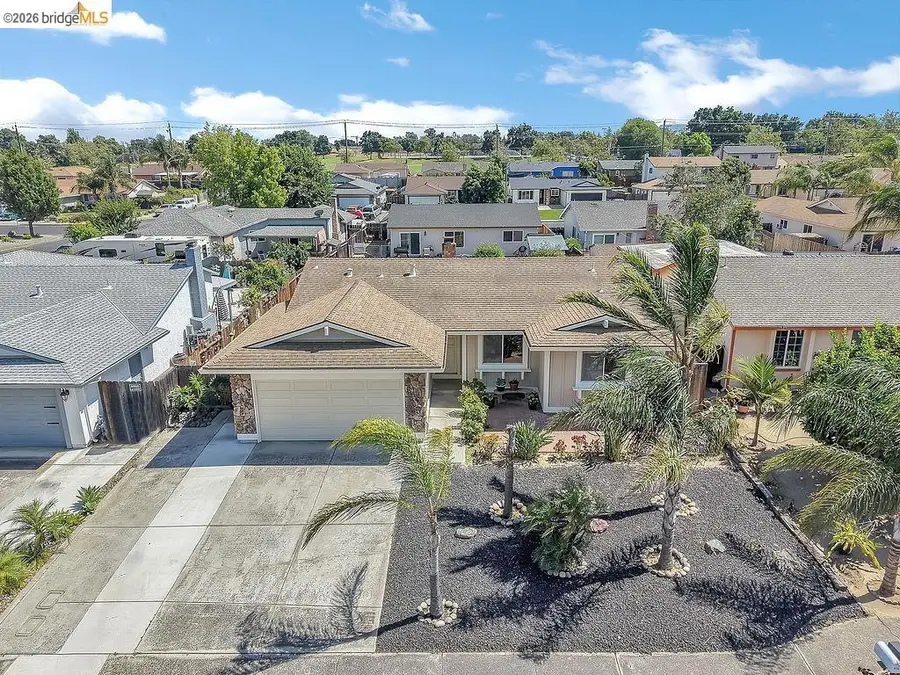 979 Walnut Dr, Oakley, CA 94561 - #3