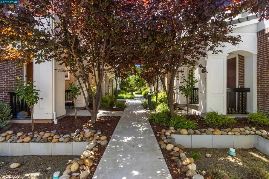 216 Ashton Way, Pleasant Hill, CA 94523 - #2