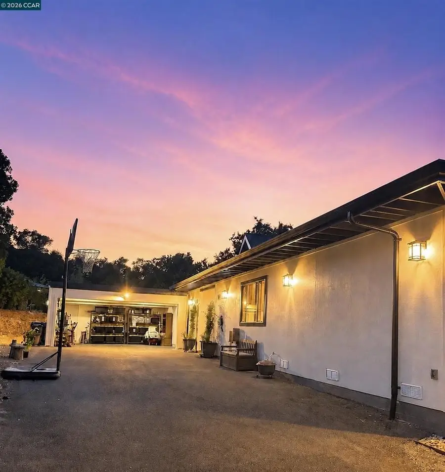 3196 Diablo View Rd, Lafayette, CA 94549 - #2
