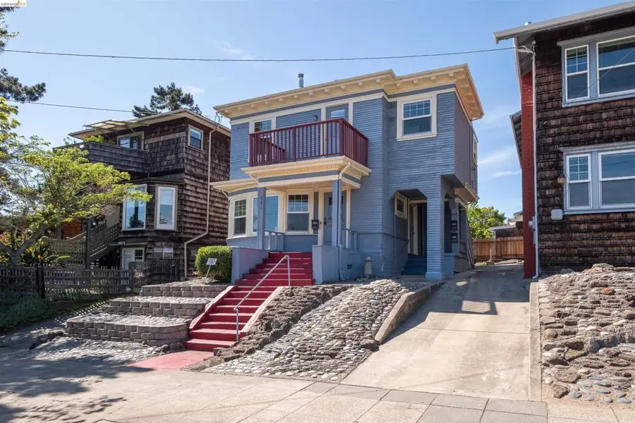 4277 Howe St, Oakland, CA 94611 - #2