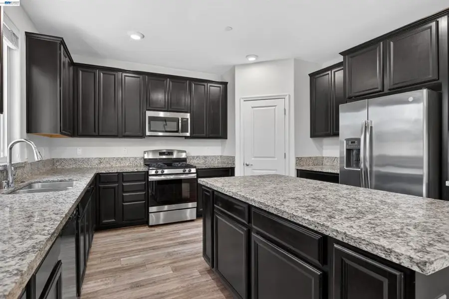 532 E Isidoro Ave, Mountain House, CA 95391 - #3